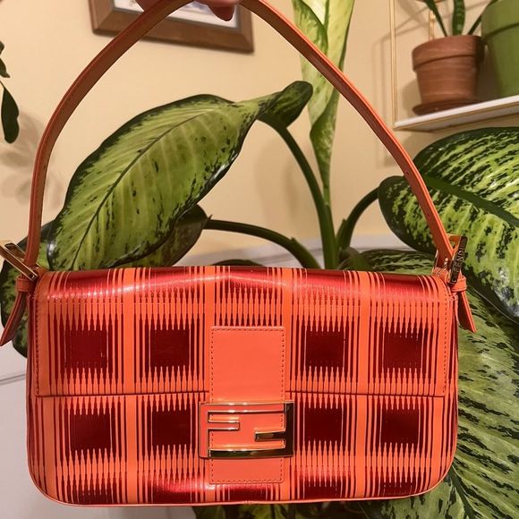 Limited Edition Fendi Baguette - Picture 2 of 10